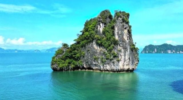Коттедж Serene Beach House on Ko Yao Noi With Private Garden