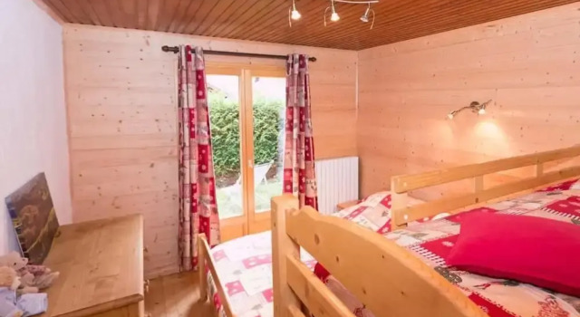 Le Petit Chalet, Забронировать Шале Виллы Овернь-Рона-Альпы, Вилла