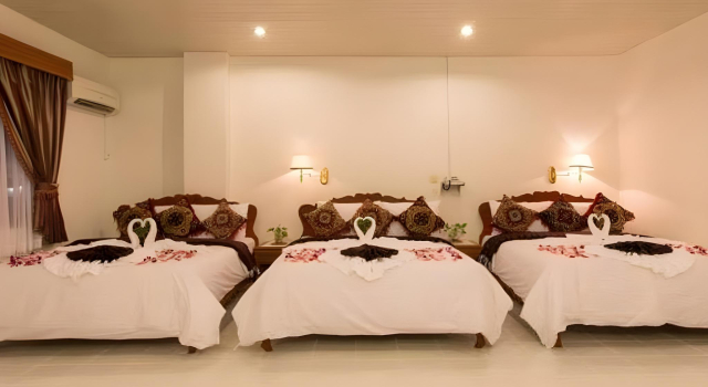 Asia Hotel, Buchen Sie Hotel Hotels in Kandal mit Parkplatz, Parkplätze