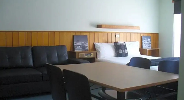 Апартаменты Warrnambool Motel