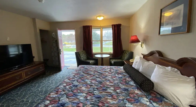 Двухместный номер Deluxe Economy Lodge 682 Main St Sturbridge
