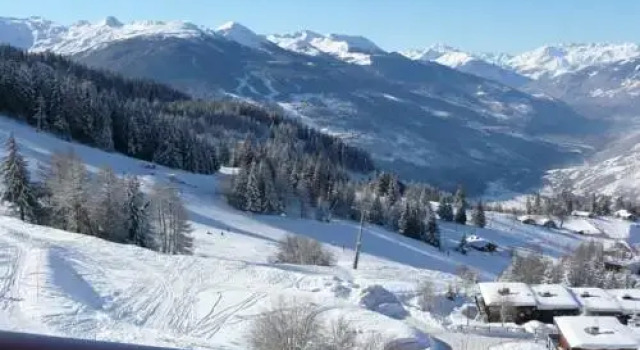 Chalet Béguin Hôtel et Appartements, Забронировать Шале Виллы Овернь-Рона-Альпы, Вилла