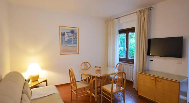Апартаменты Цокольный этаж с 2 комнатами Villa Phoenix - Lake Apartments