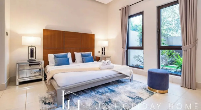 LUX The Burj Khalifa View Garden Suite, Забронировать Апартаменты/квартира Дубай Эмират Дубай, рядом с Дубайский аквариум