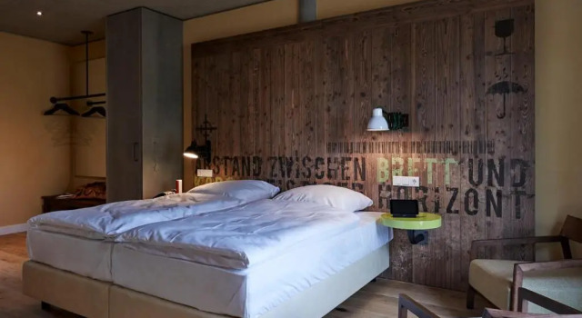 Номер Comfort Hotel FREIgeist Einbeck - A Member of Design Hotels