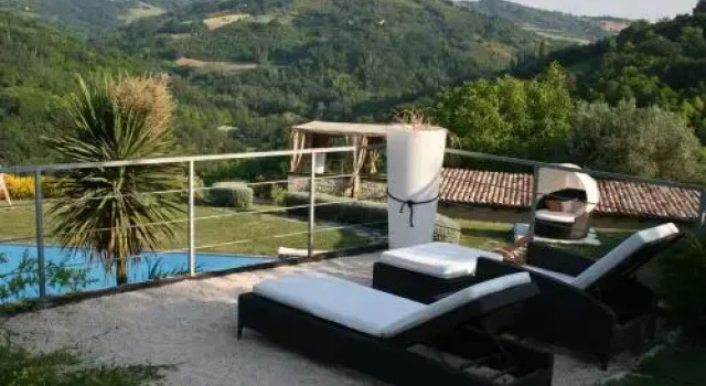 Relais Il Monticello, Book Hotel Montefiore Conca Emilia-Romagna