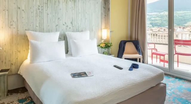 Standardní Dvoulůžkový s manželskou postelí pokoj Mercure Millau