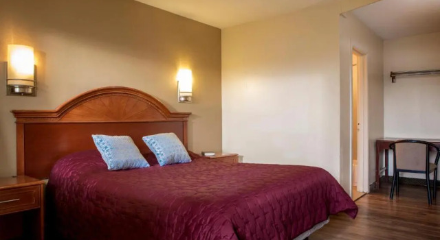 Номер Standard Viking Motel-Detroit