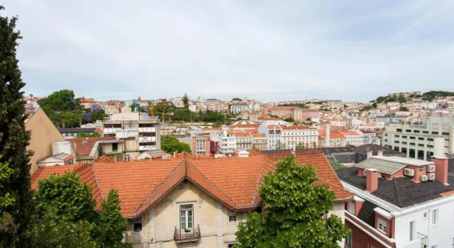 bairro alto view point 3 bedrooms chalet, Забронировать Шале Виллы Лиссабона, рядом с Рештаурадориш, Вилла