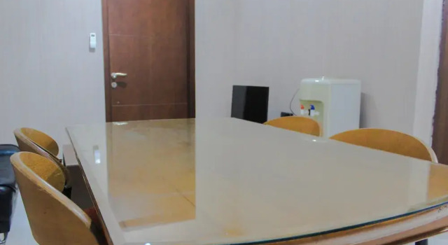 Strategic and Comfy 2BR Apartment Springwood Residence, Prenota Appartamento Hotel economici a Tangerang