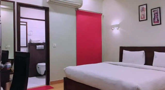 Двухместный номер Deluxe Hotel Dasaprakash