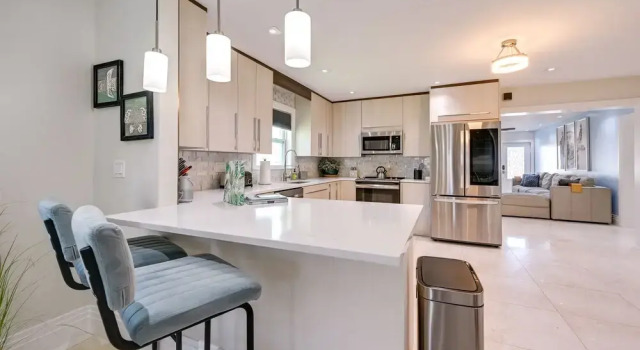 Коттедж Updated Naples Retreat w/ Private Pool & Patio!