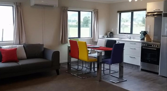 All Seasons Holiday Park, Забронировать Отель Отели Озера Роторуа с парковкой, Парковка