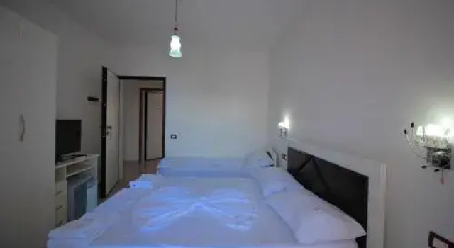Hotel Keisa, Book Hotel Himarë Vlorë County