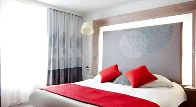 Люкс Novotel Narbonne Sud