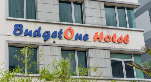 BudgetOne Hotel