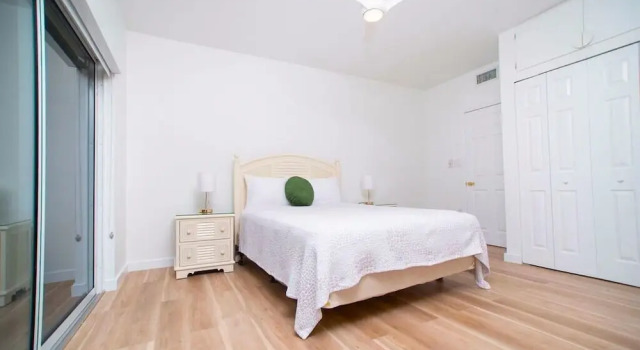 Cayman Luxury Rentals at Tamarind Bay, Prenota Residence George Town Grand Cayman