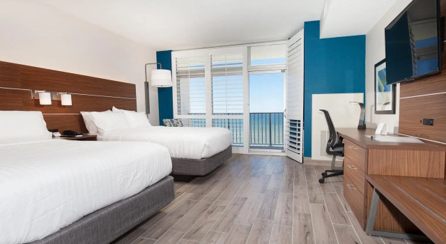 Шестиместный номер Standard Holiday Inn Express & Suites Panama City Beach - Beachfront by IHG
