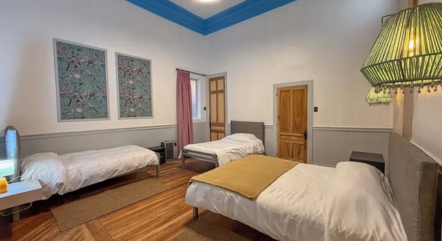 Номер Deluxe Happy House Hostel