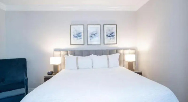 Номер Premium The Sutton Place Hotel Vancouver