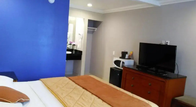 Номер Standard Highlander Motel