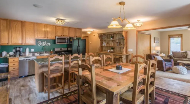 Апартаменты 225 6th Avenue 4