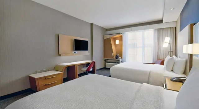 Четырёхместный номер Standard Courtyard by Marriott Nashville Green Hills