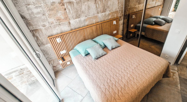Апартаменты Luxury La Villa Nais PADEL&PISCINE -Suites & Appartements