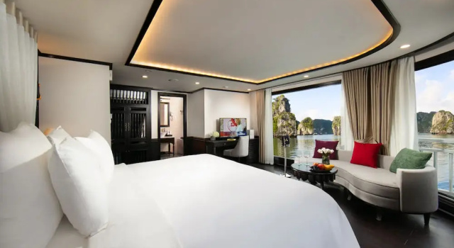 Люкс Royal с балконом Hermes Cruises
