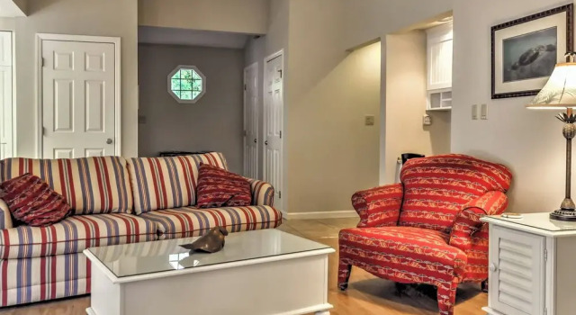 Beach & Pool Access: Golf Villa in Hilton Head, Забронировать Вилла Коттеджи Южной Каролины, Коттедж