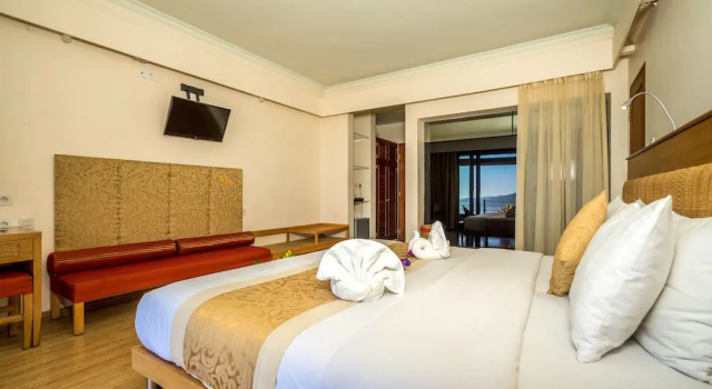 Номер Deluxe с балконом Lakeview Eco Lodge