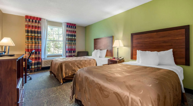 Quality Inn Morgantown, Забронировать Отель Моргантаун Западная Виргиния