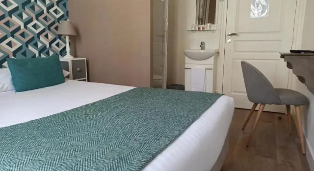 Одноместный номер Economy Hotel Val De Loire