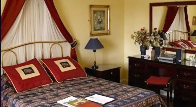 Cairnbaan Hotel