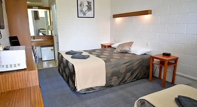 Номер Standard Byer Fountain Motor Inn