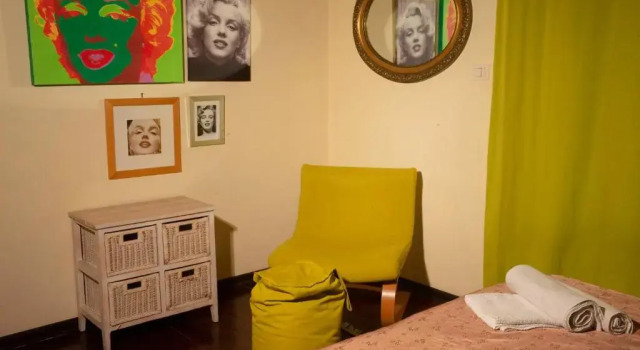 Camera Standard B&B Rossierossi
