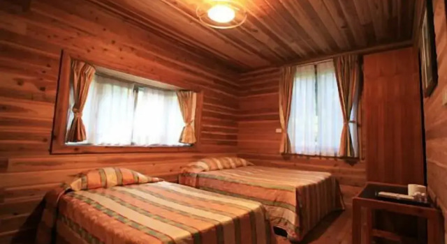 Семейный номер Standard с видом на окрестности Xitou Education Center Hostel