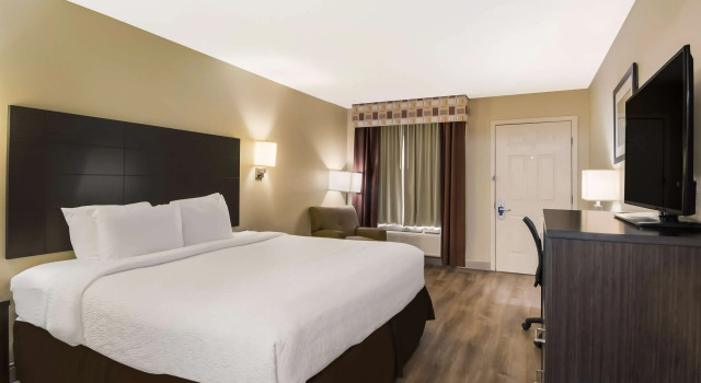 Двухместный номер Standard SureStay Plus Hotel by Best Western Jackson
