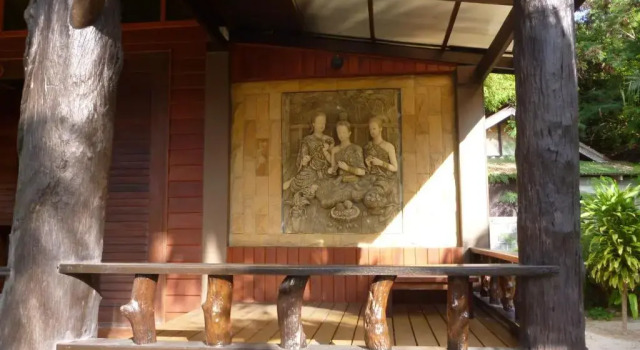 Бунгало Superior с балконом Dewshore Resort