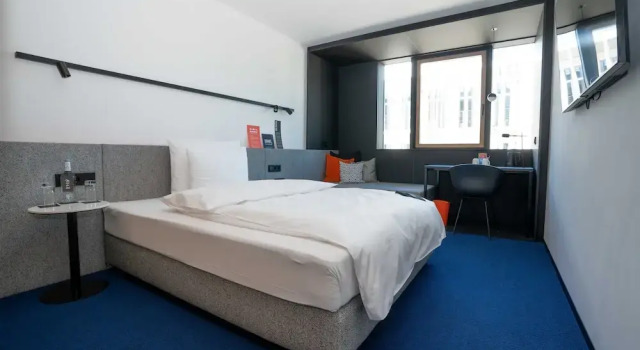 Iş çift kişilik oda GREFIS Hotel