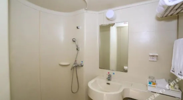 Yincheng Hotel (Currently unavailable), Rezervovat Hotel Hotely v Xiangyang s parkováním, Parkování
