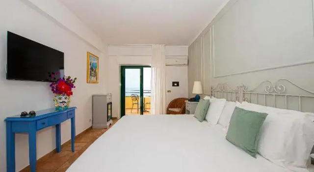 Двухместный номер Classic с балконом Baia Taormina - CDSHotels