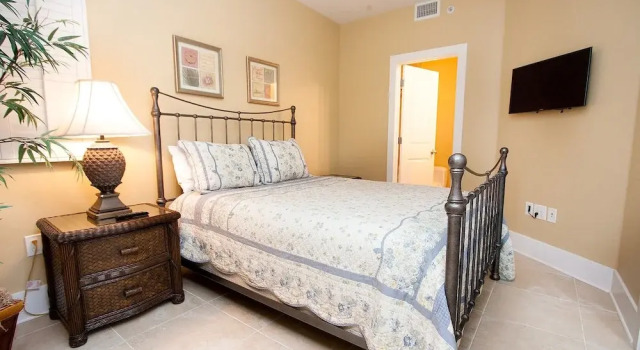 Four Bedroom Condo, Spacious Balcony Overlooking Gulf - Unit Crc1210, Prenota Hotel Hotel a Alabama con piscina, Piscina