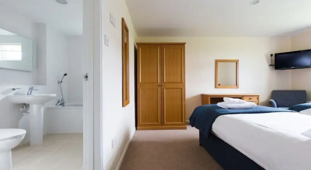 Trevose Golf  Country Club, Varaa Hotelli 3 tähden hotellit kohteessa Cornwall, 3*