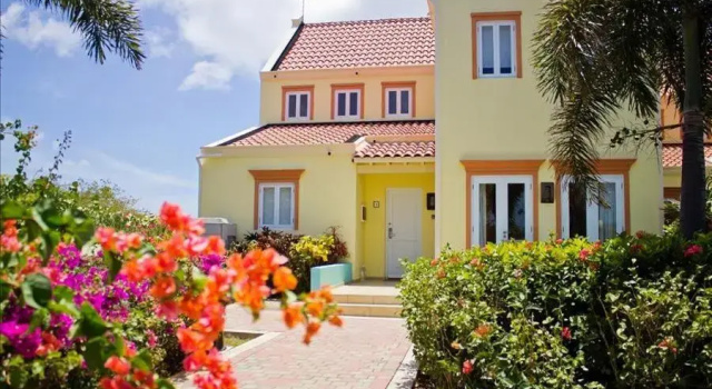 Ocean Front 3 Bedroom Villa, Đặt Biệt thự Sabana Westpunt Curaçao