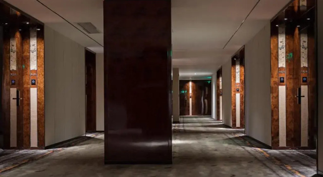 Paco Hotel Guangzhou Chebeinan Metro Branch, Rezerwuj Hotel Hotele w Guangdong z parkingiem, Parking