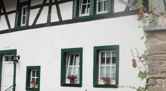Ferienhaus Eifelperle, Boek Hotel Blankenheim 