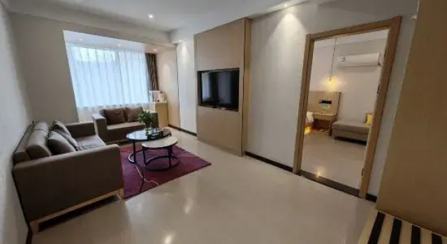 Люкс Jinzhou Pinhotel (Wanda Plaza)