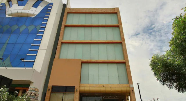 Hotel Shreenithi, Забронировать Отель Отели штата Тамилнада с завтраком, Завтраки