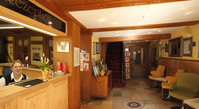 Akzent Hotel Goldner Stern, Varaa Hotelli Wiesenttal-Muggendorf Saksa